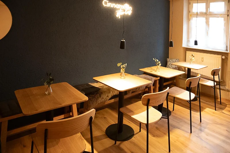 Cinnamon Stories Café