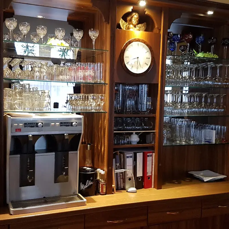 Galeriecafe und Restaurant AMBIENTE mit Pension