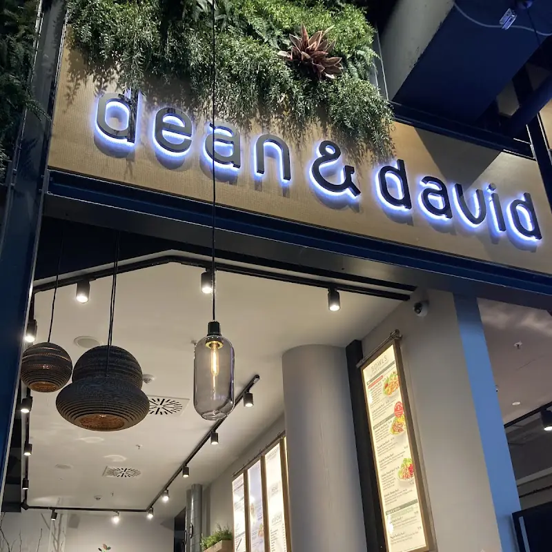 dean&david | Bowls, Salate, Curries & Snacks im Shopping Center MyZeil, Frankfurt am Main