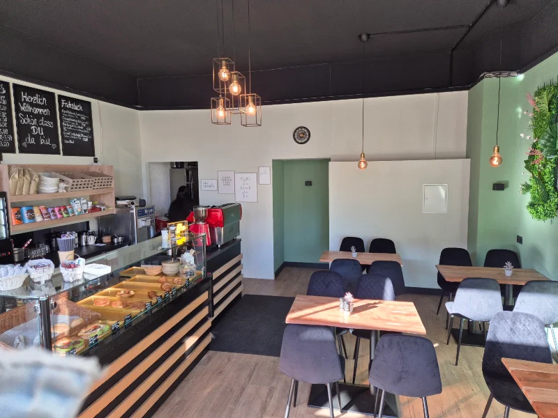 Kleine Auszeit Back und Bistro Kaffee