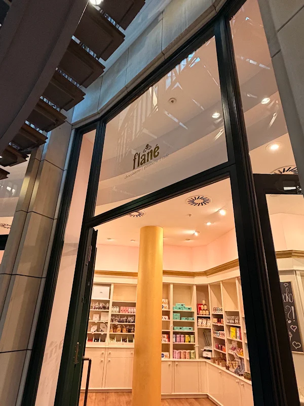 flané - Chocolaterie, Pâtisserie & Café