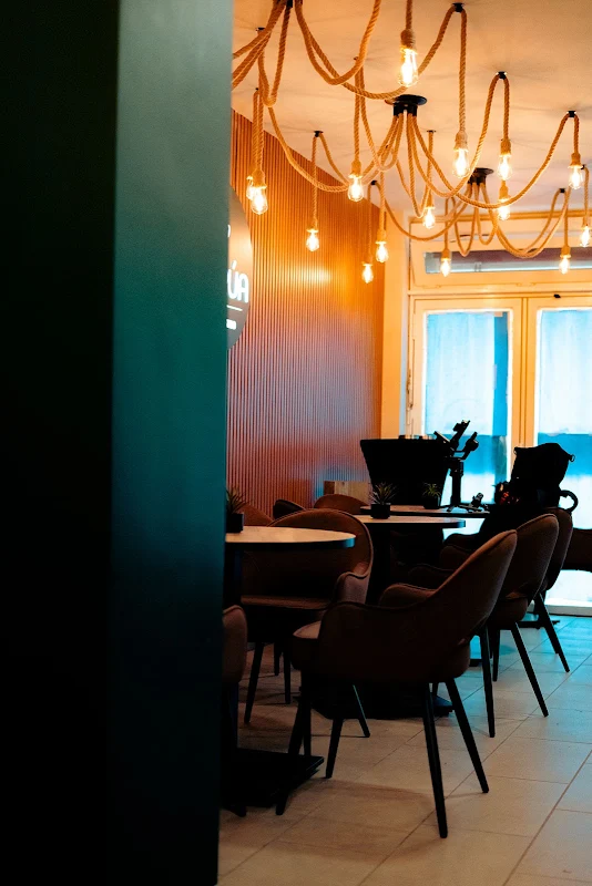 Belrua - Café & Bistro