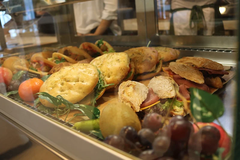 The Galley by Klüh Catering