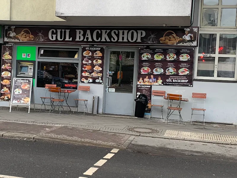 Gül Backshop: Bäckerei!, Café, Türkisches Frühstück