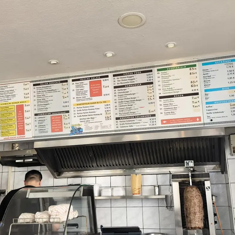 Kurnaz Kebab - Imbiss am Bahnhof