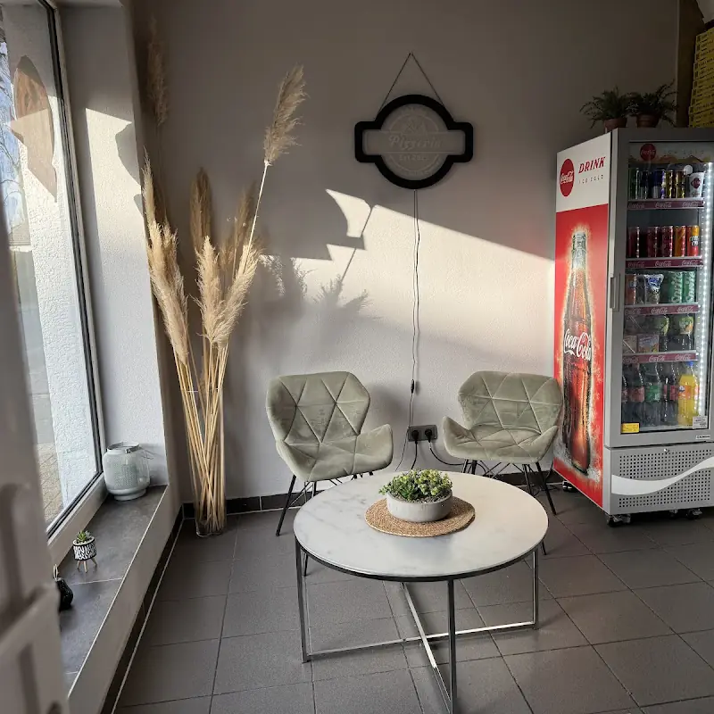Pizzeria La Luna Unna