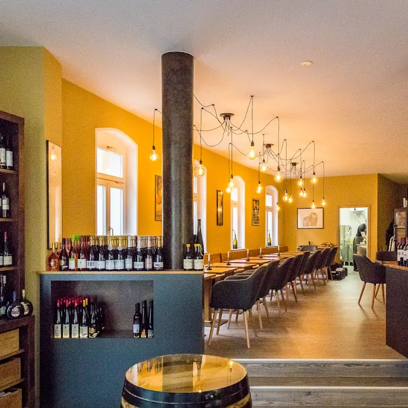 Weinbar "Herder Zehn"