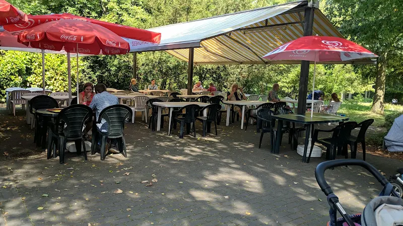 Imbiß am Spielplatz