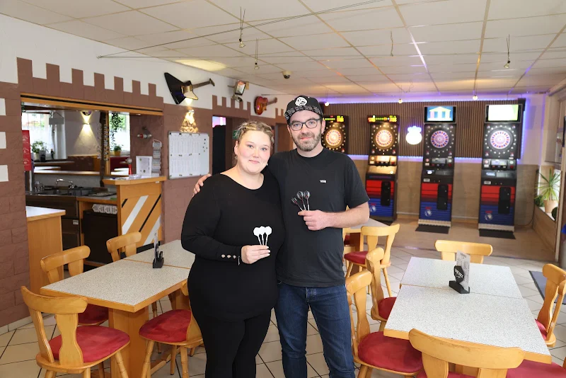 Dart-Rock-Café