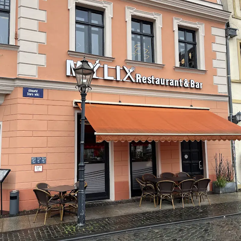 Mylix Restaurant & Bar