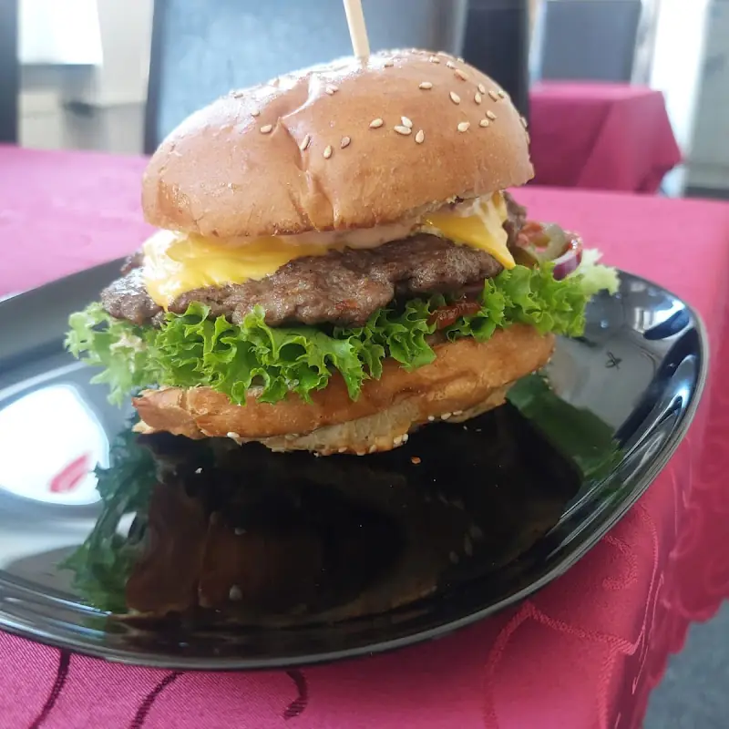Sultan Burger