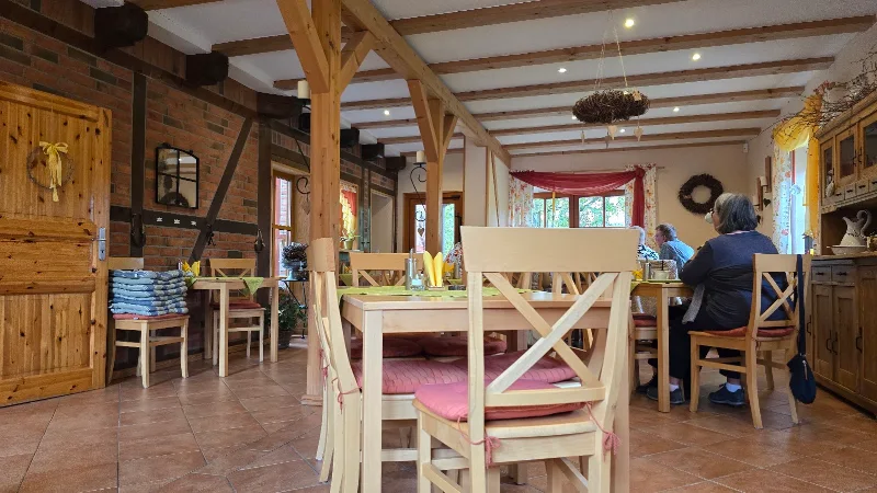 Waldcafe Mustin