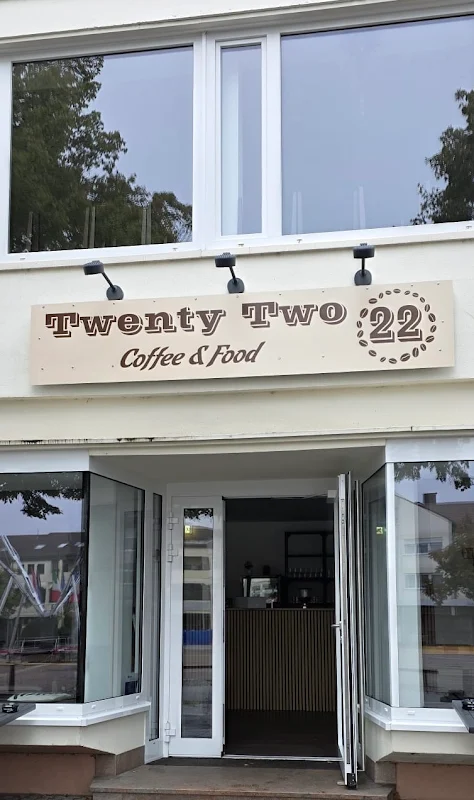 Twenty Two - Coffee & Food