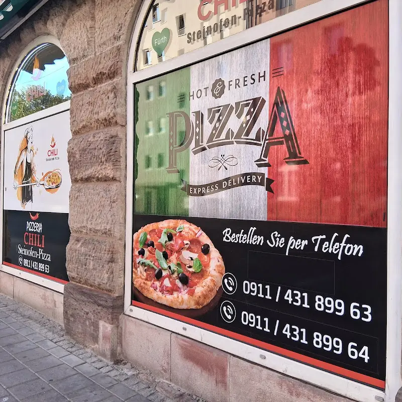 Pizzeria Chili Fürth Steinofen-Pizza