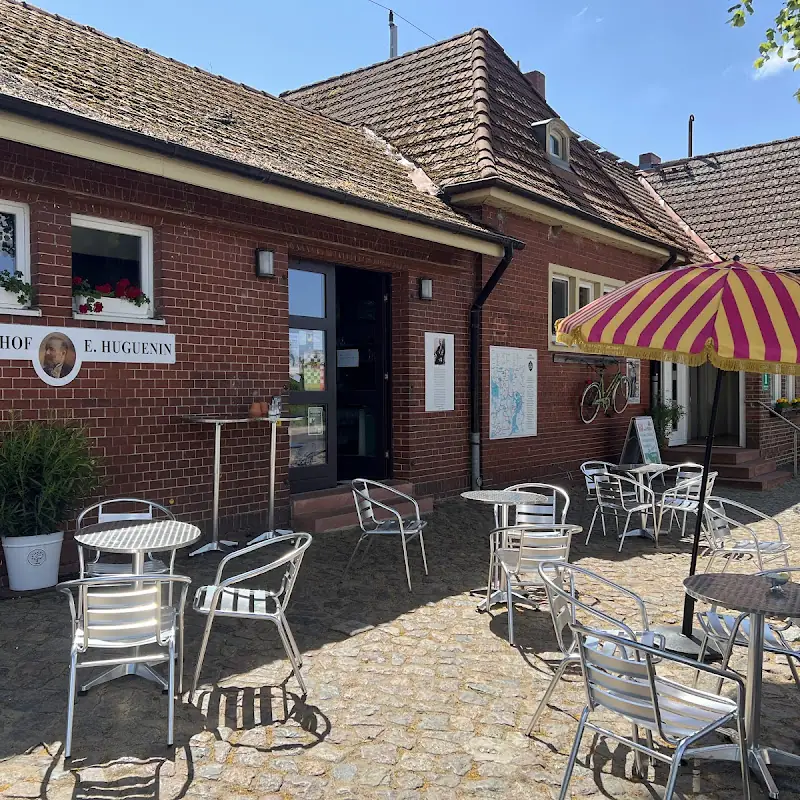Eis Bahn Hof E. Huguenin