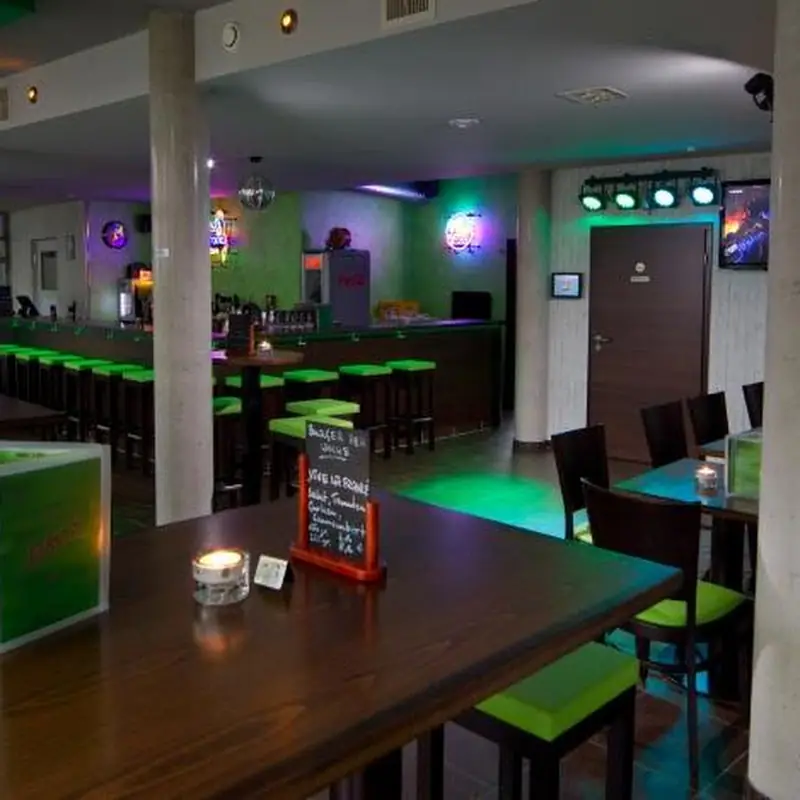 Jakes Diner Bar