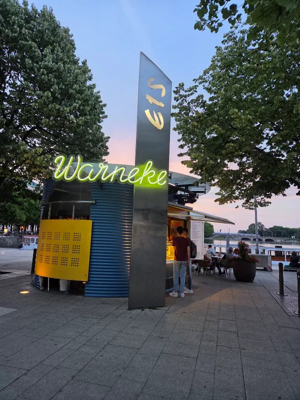 Warneke Eis