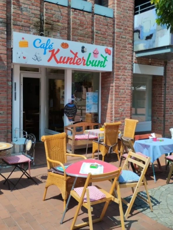 Café Kunterbunt