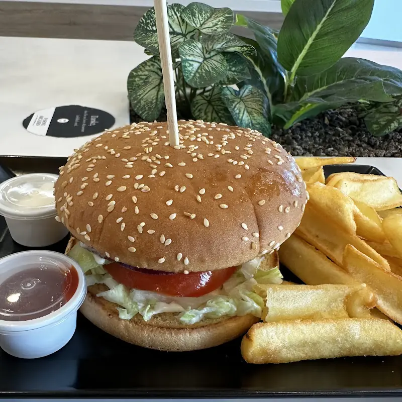 Henry's Deli