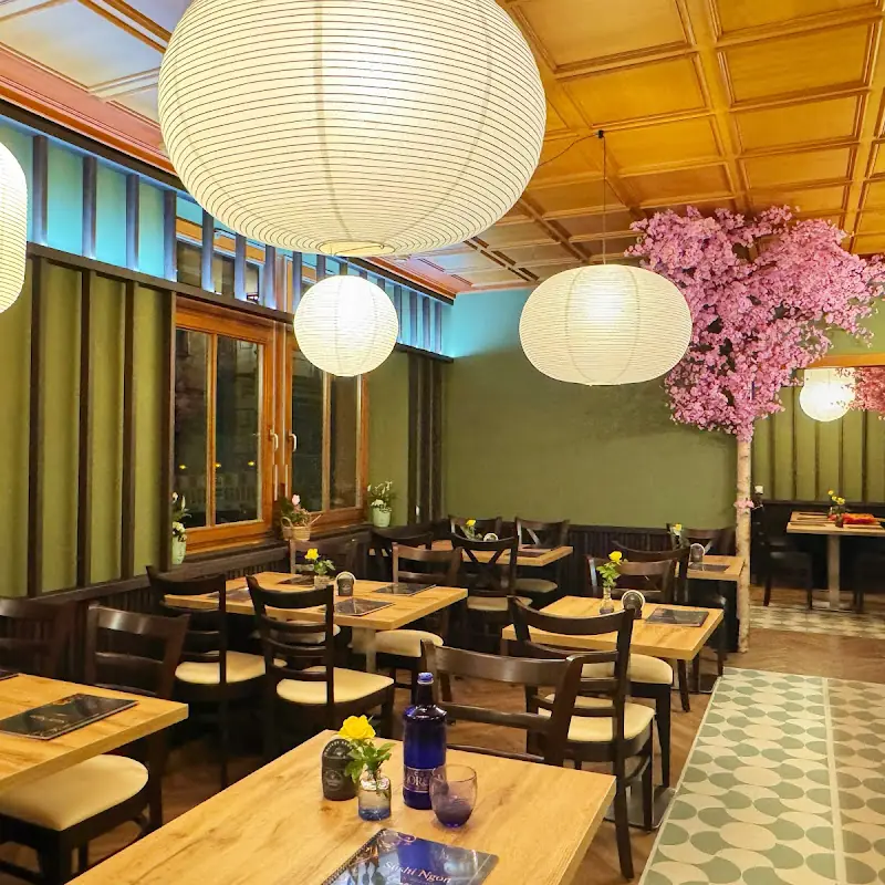 Sushi Ngon Asian Fusion