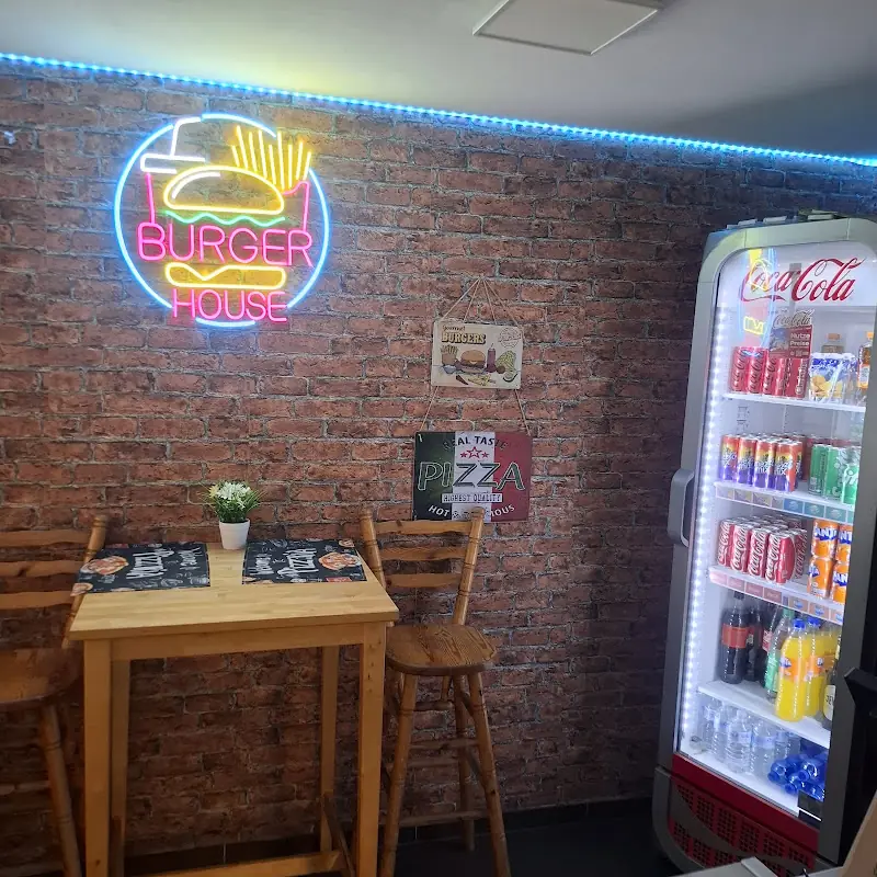 Pizzeria piccolo mondo