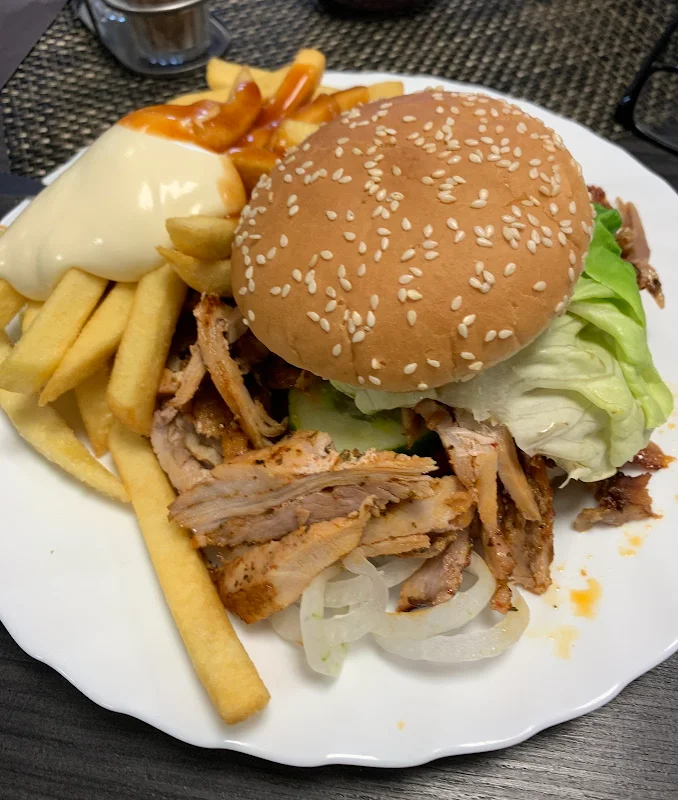 Akropolis Grill