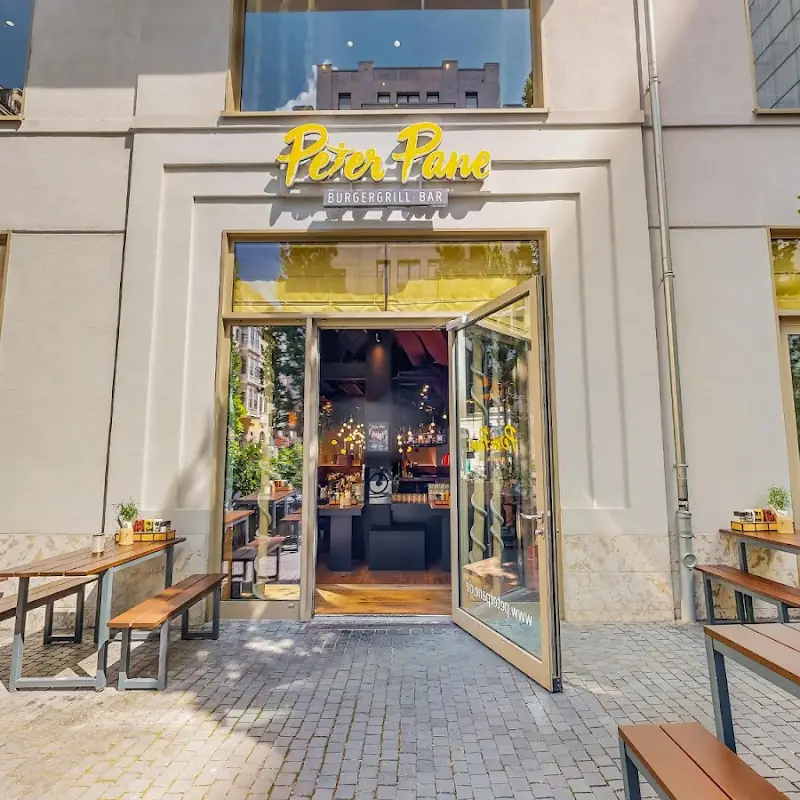 PETER PANE Burgergrill & Bar