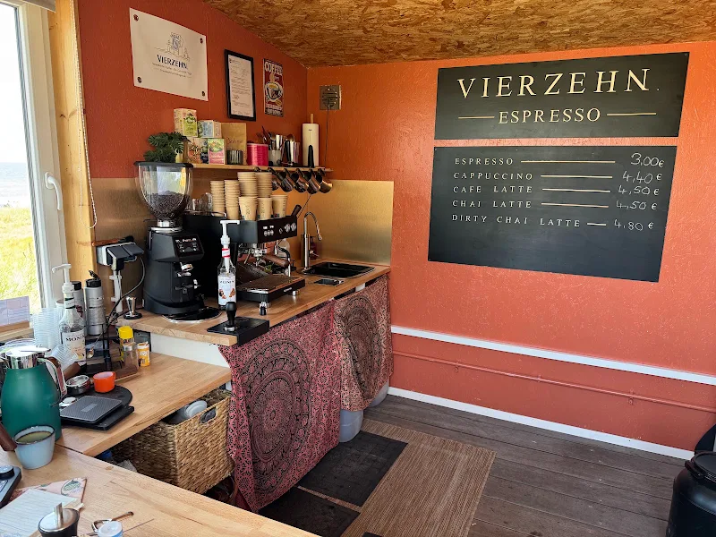 VIERZEHN. Strandkorbverleih & Barista | Aufgang 14