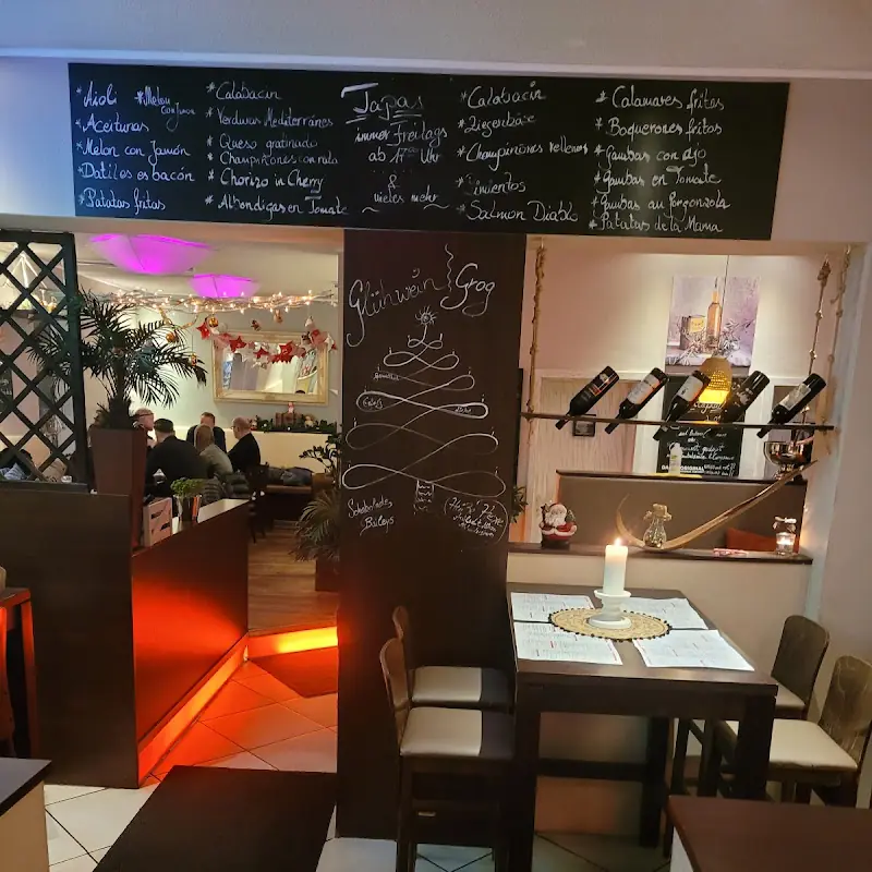 CENTRO "Café & Cuisine"