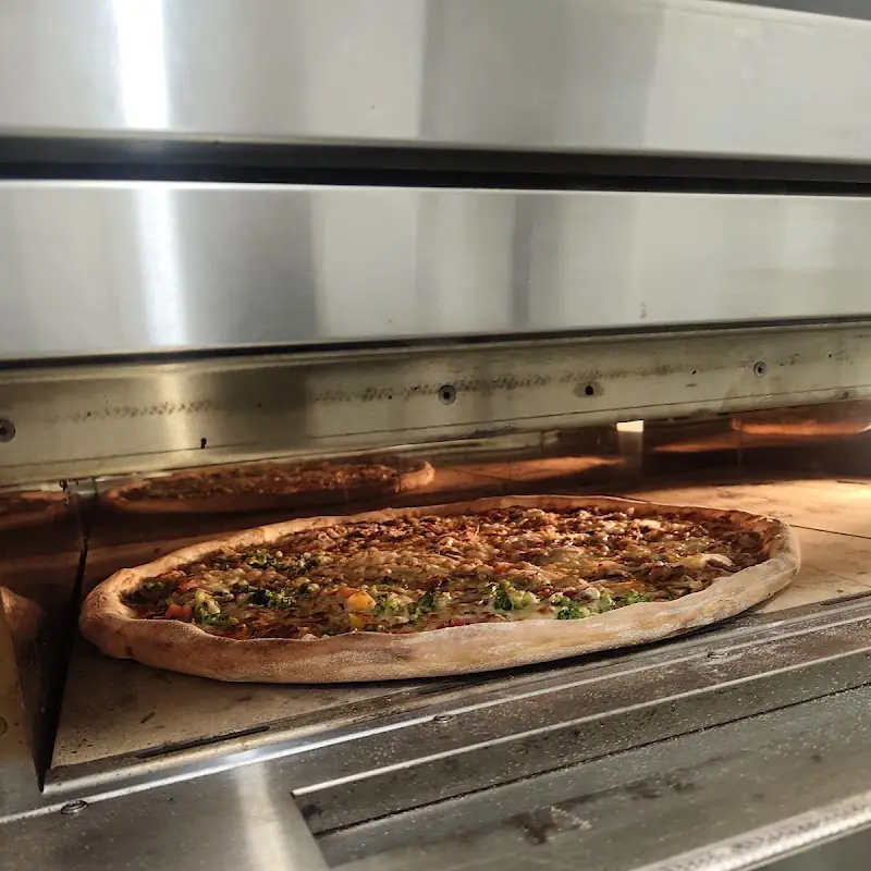 Pizzeria Tom's
