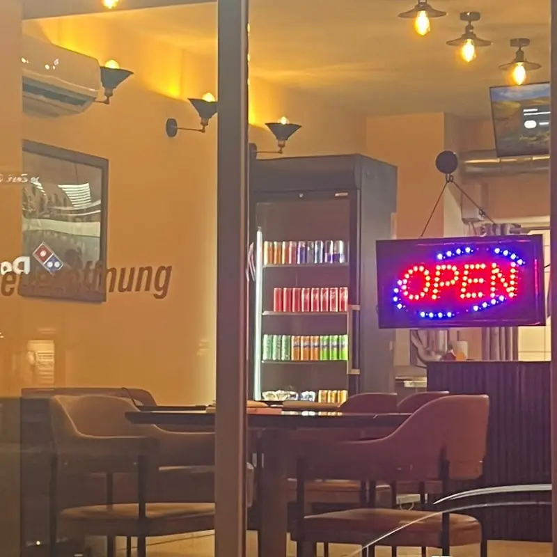 Crunchy House حلال Halal