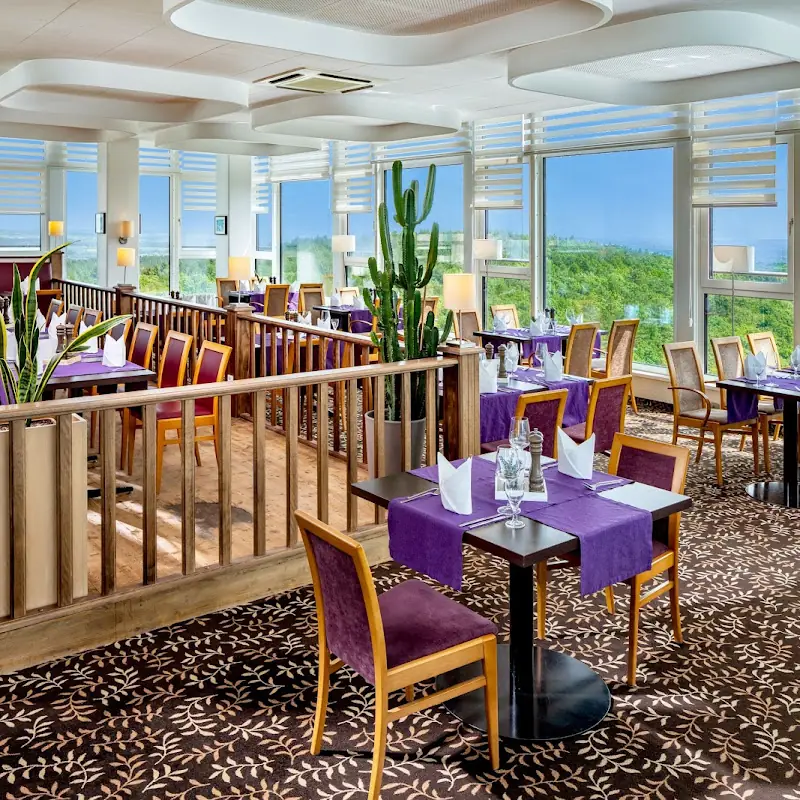 AZado Restaurant & Café