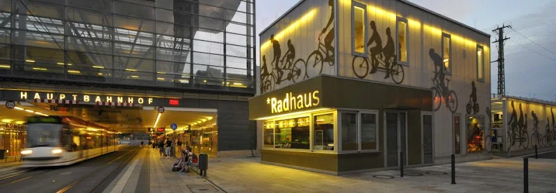 (B)RADHAUS - Imbiss in der Fahrradstation am Hbf Erfurt