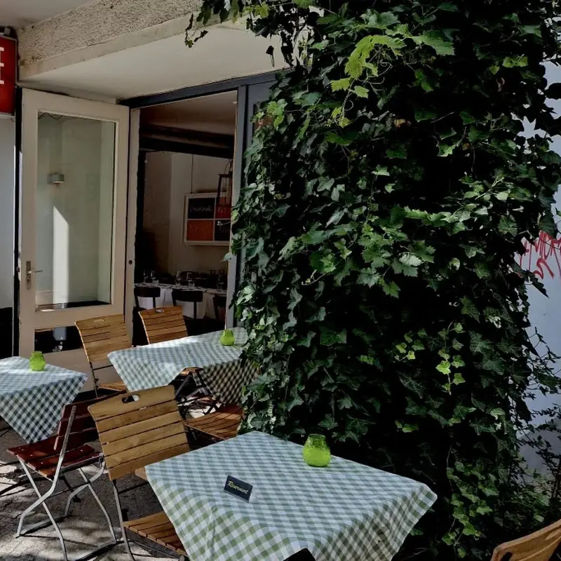Le Garage - Vinothèque Culinaire