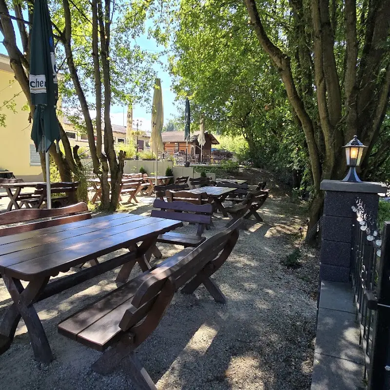 Gemini - Biergarten & Restaurant