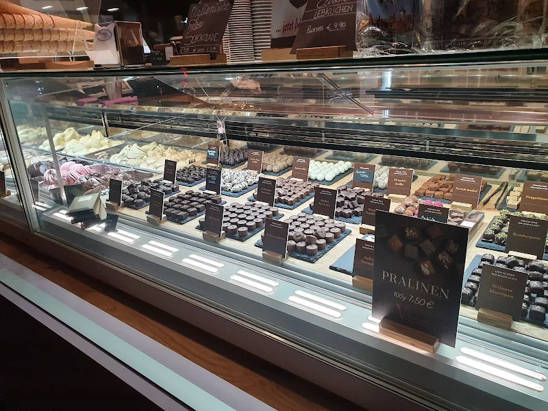 La Veneziana Gelato Caffè Chocolatier