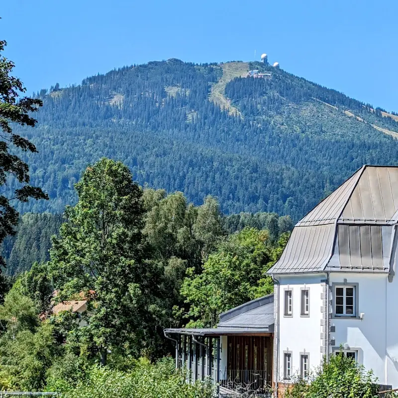 Fischerwirt Hotel Grenzwald - Motorradhotel, WoMo-Stellplätze, Restaurant, Biergarten