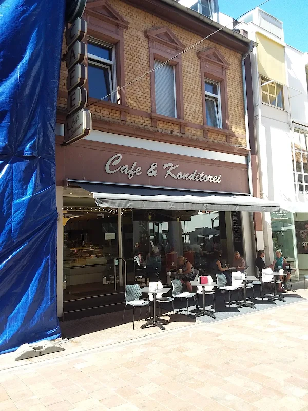 Mauro Bertolini Eis-Cafe