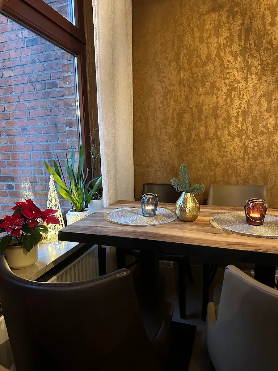 Atmosphäre, Hüli’s Café