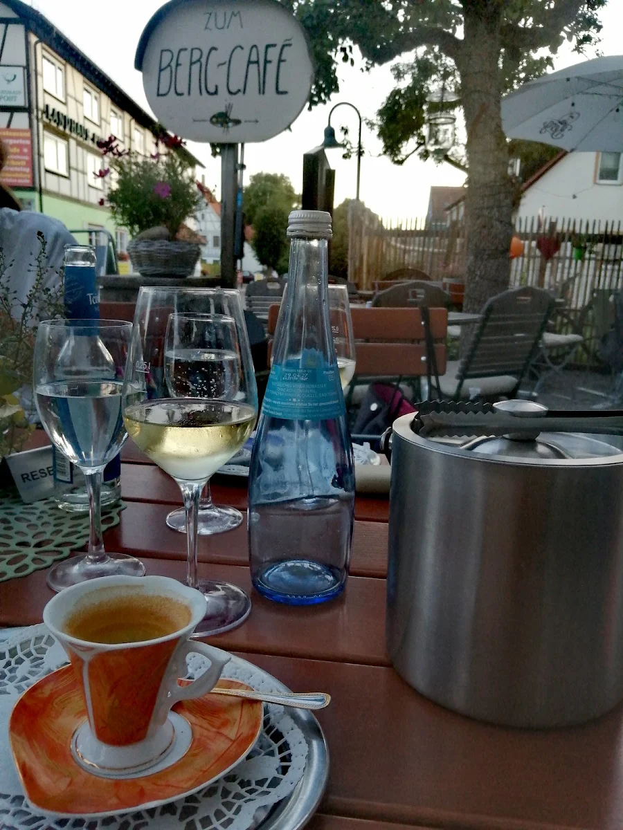 Essen und Trinken photo 2