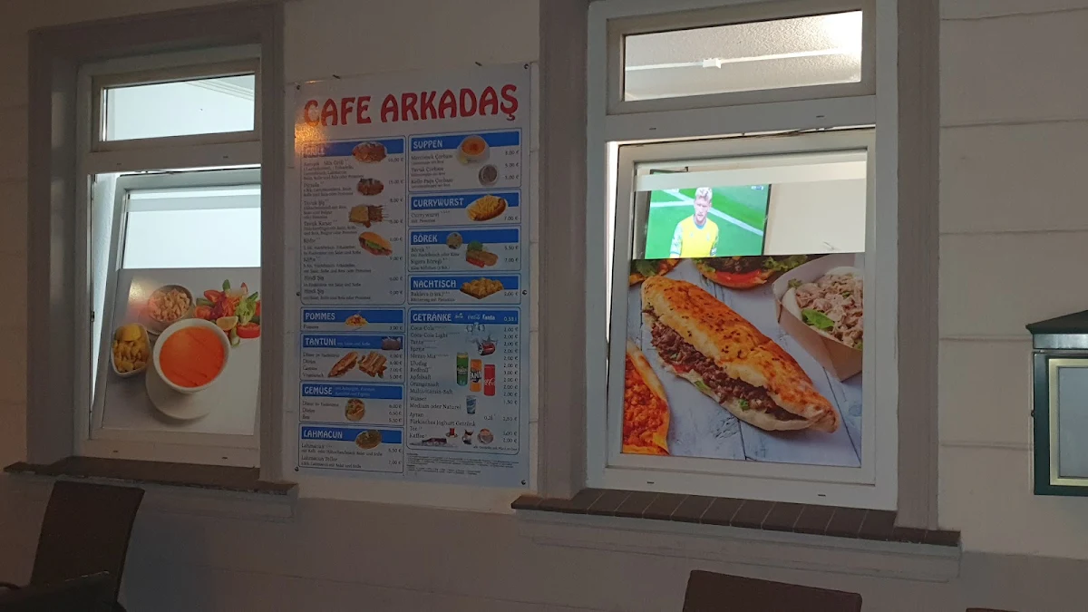 Speisekarte, CAFE ARKADAŞ