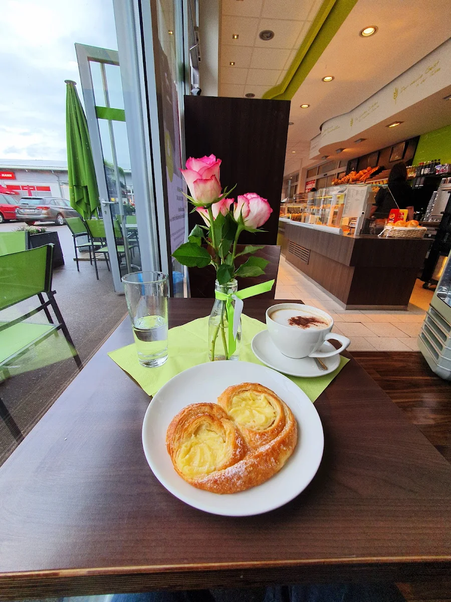 Essen und Trinken photo 2
