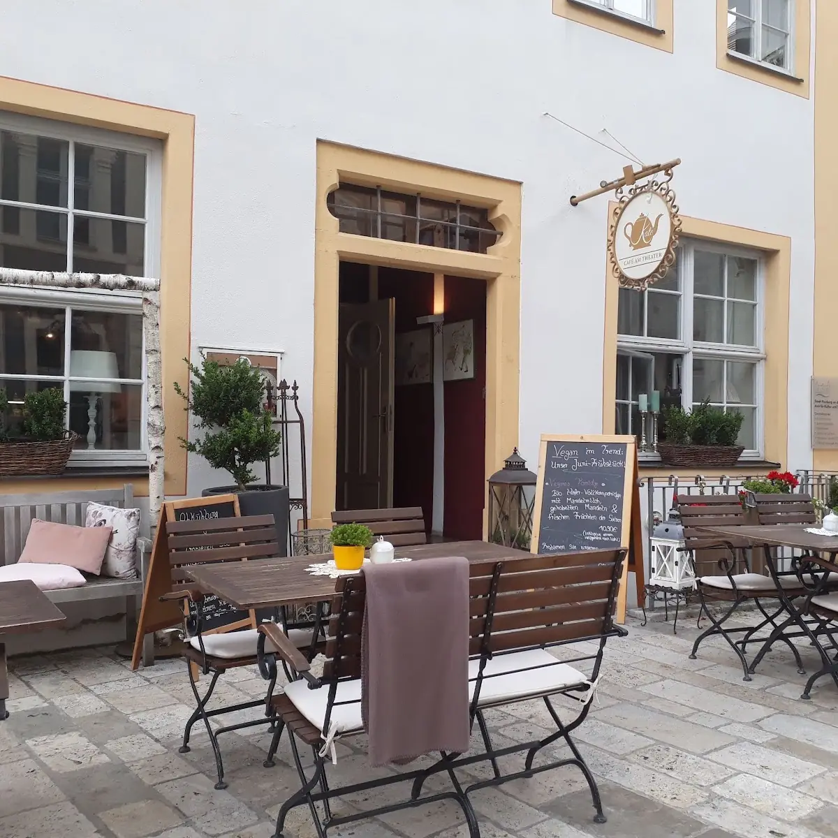 Café am Theater Titelbild