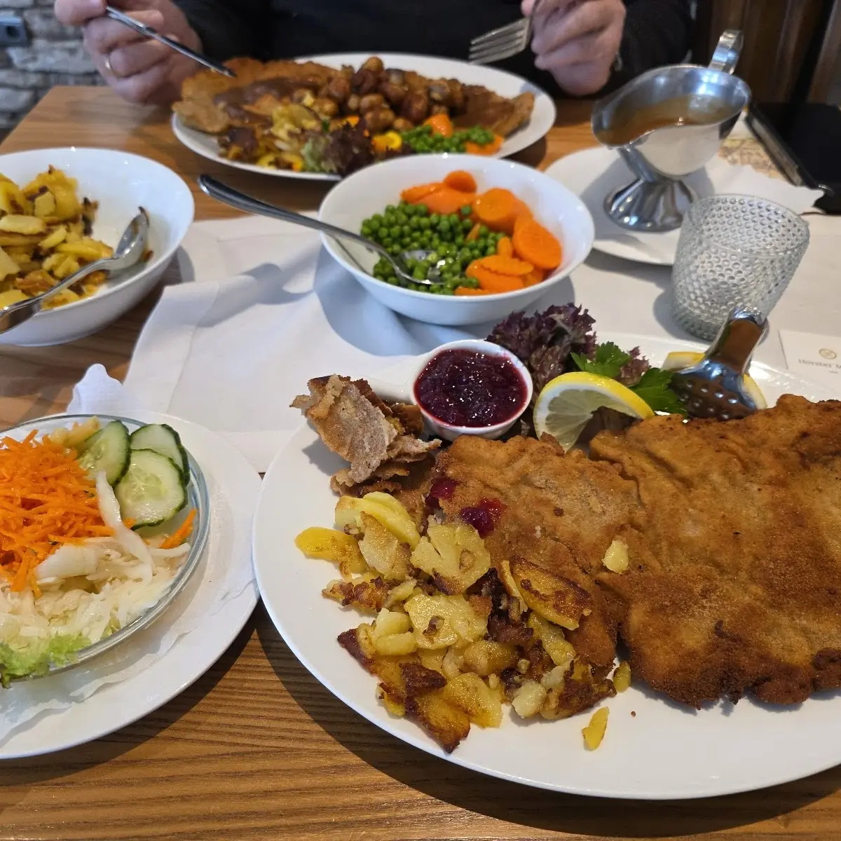 Essen und Trinken photo 3