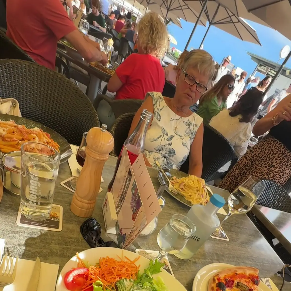 Essen und Trinken photo 2