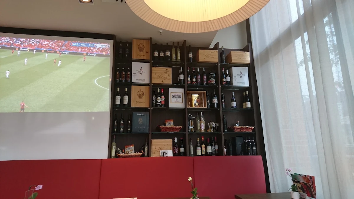 Atmosphäre, Gelateria Eiscafe