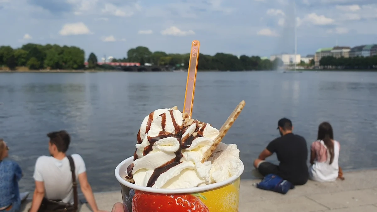 Essen und Trinken, Warneke Eis
