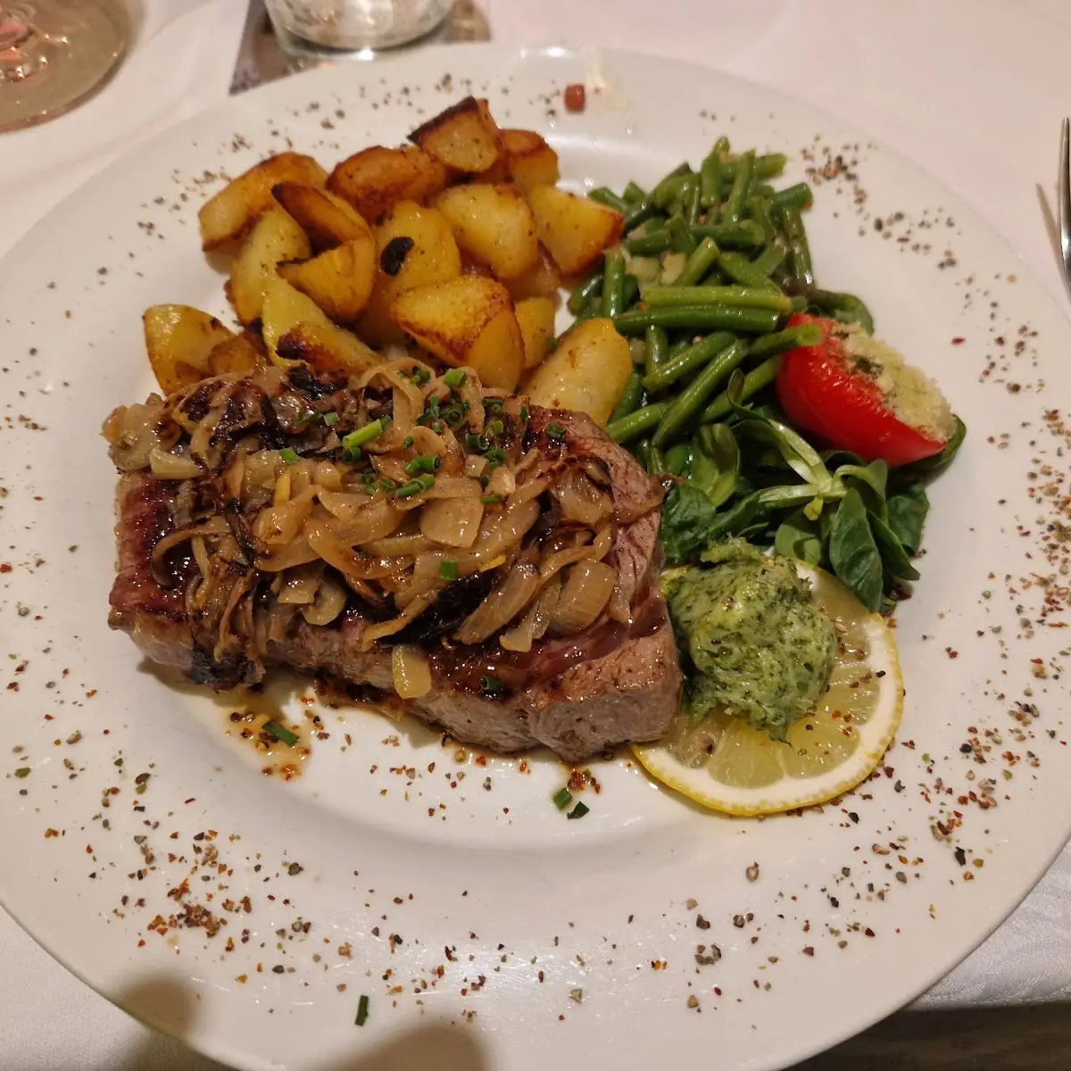 Essen und Trinken photo 3
