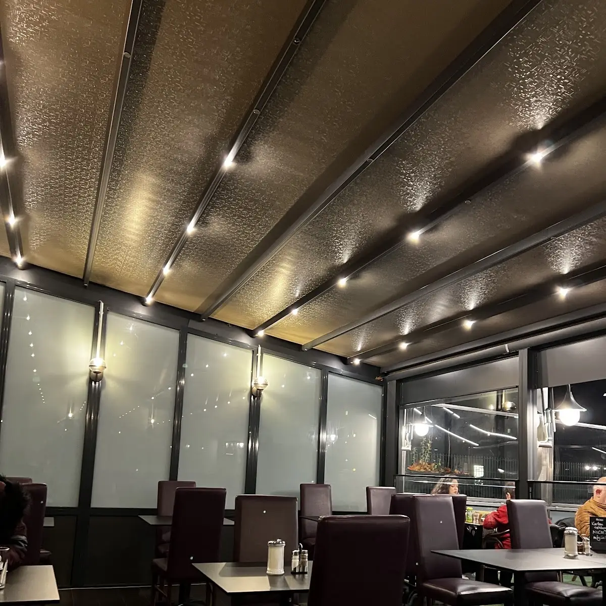 Atmosphäre, Urfam Restaurant