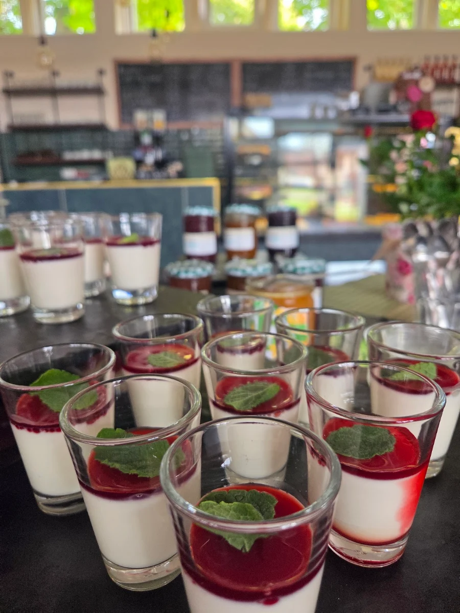 Essen und Trinken, Minchens Genussscheune Angern